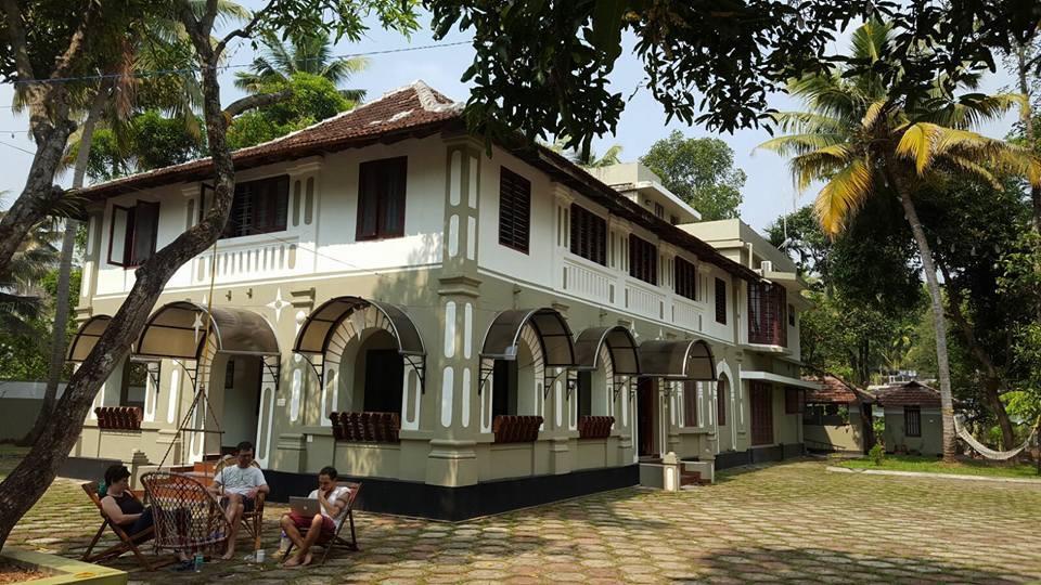 Lake County Heritage Home Kochi Exterior photo
